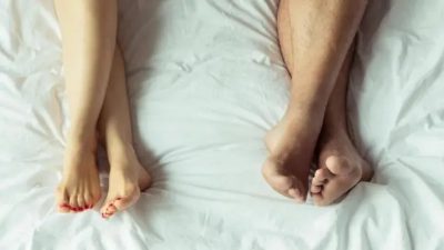 НОРМАЛЬНО ЛИ, ЧТО СУПРУЖЕСКАЯ ПАРА ЗАНИМАЕТСЯ ЛЮБОВЬЮ ПО СУББОТАМ?