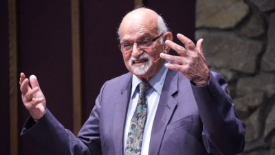 ИЗ ЗАКОННИЧЕСТВА В ЗАКОННИЧЕСТВО